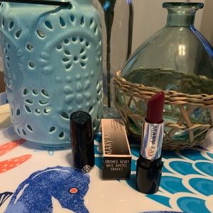 💁🏻‍♀️3 for $12! Mary Kay Gel Semi-Matte Lipstick - Crushed Berry